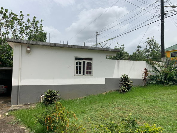 Seventh image of 1-0 Victoria District in Linstead, St. Catherine, Jamaica - property is For Sale