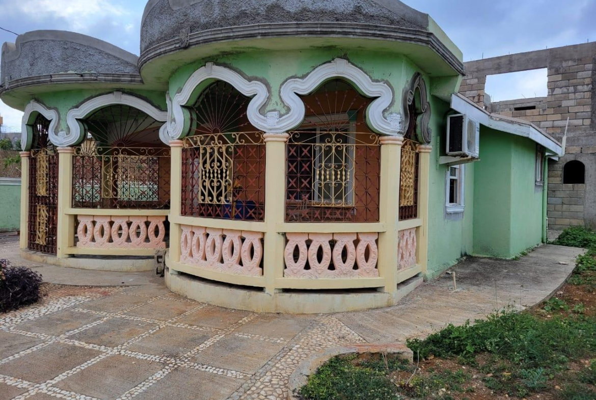 Third image of 307 Heron Place in Falmouth, Trelawny, Jamaica - property is For Sale