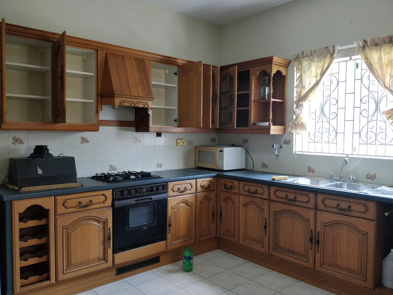 Fifteenth image of Fairfield Drive in May Pen, Clarendon, Jamaica - property is For Sale