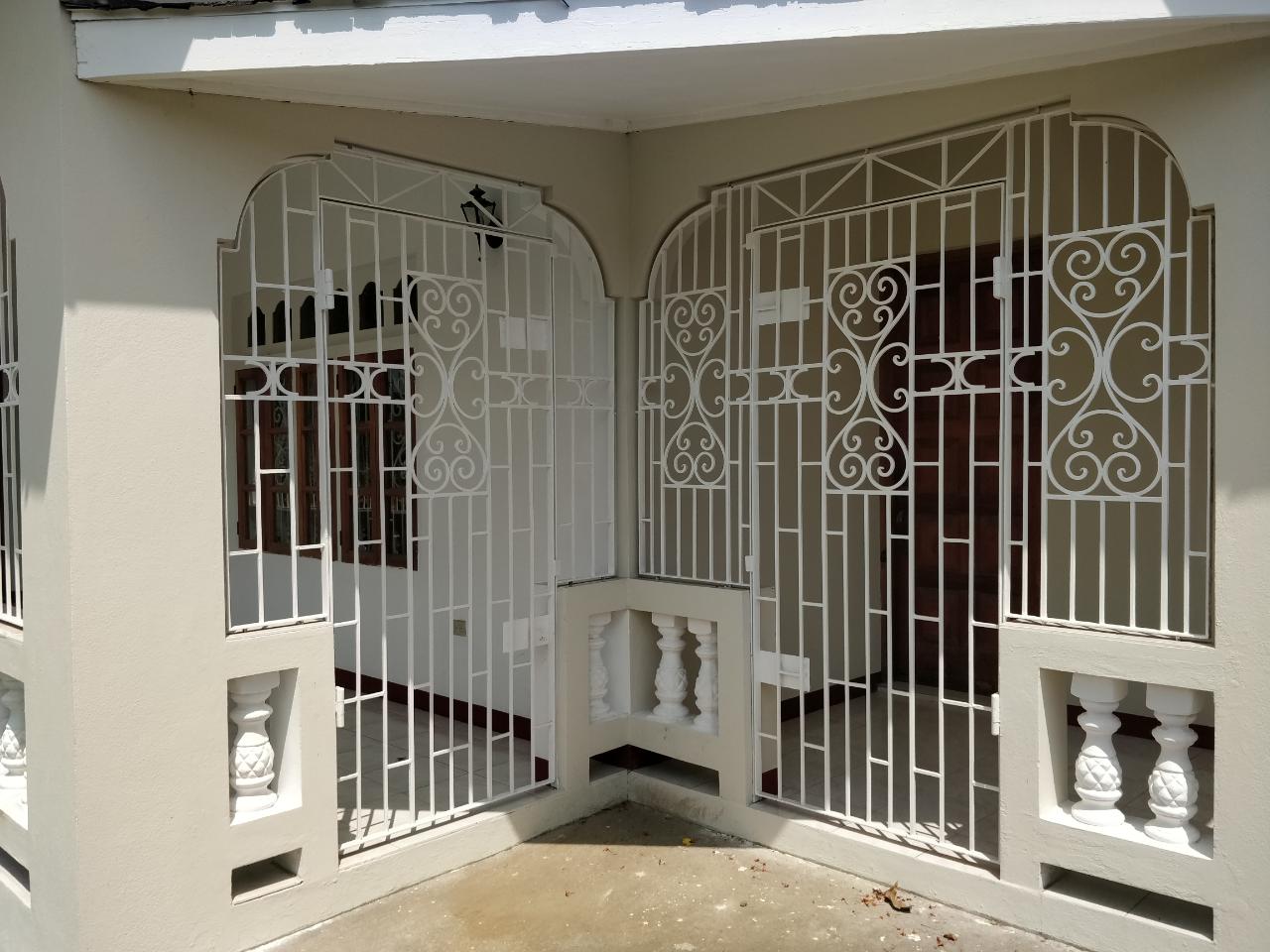 Fifth image of Fairfield Drive in May Pen, Clarendon, Jamaica - property is For Sale