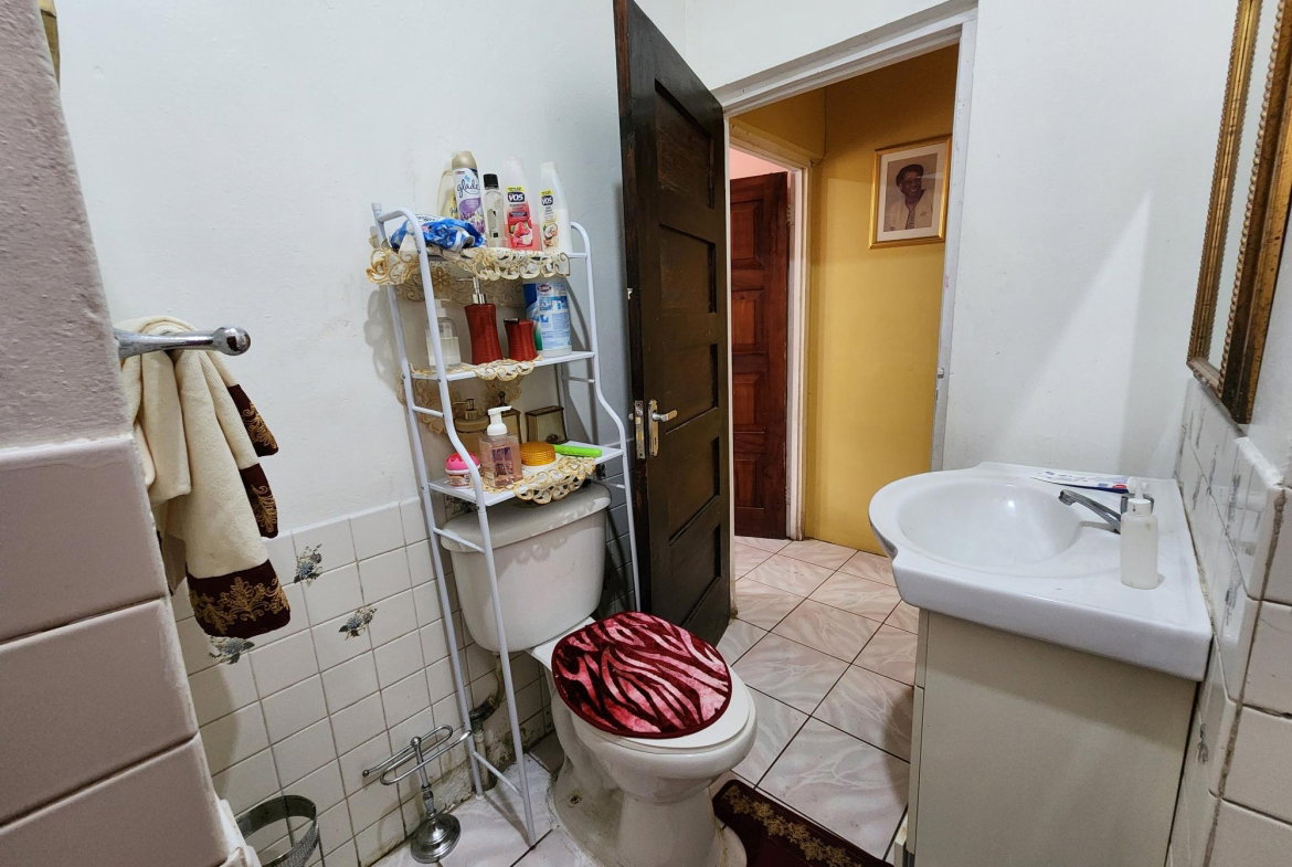 Eleventh image of 43 Toronto Avenue in Kingston 10, St. Andrew, Jamaica - property is For Sale