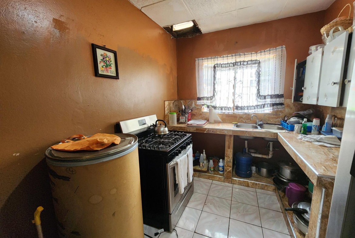 Seventeenth image of 43 Toronto Avenue in Kingston 10, St. Andrew, Jamaica - property is For Sale