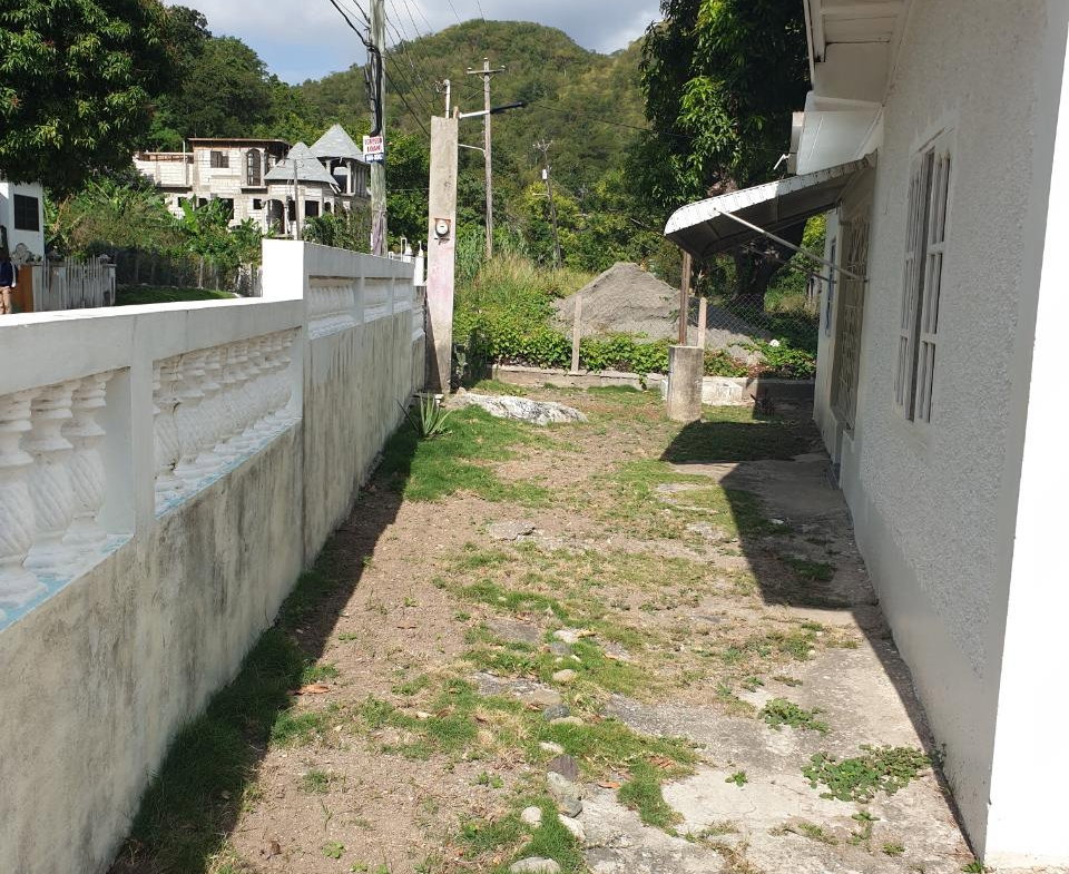 Sixth image of Smithfield, Llandewey P.o in Llandewey, St. Thomas, Jamaica - property is For Sale