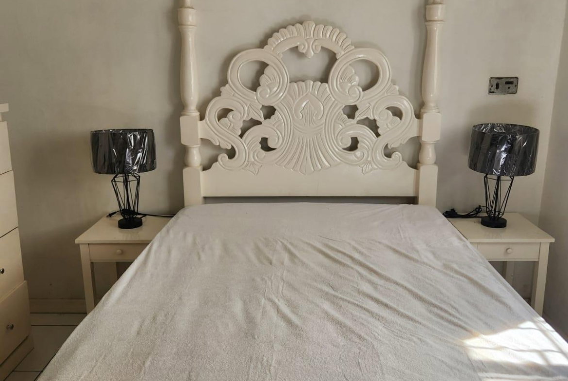 Eleventh image of 12 Ravinia Terrace Kingston in Kingston 6, St. Andrew, Jamaica - property is For Rent
