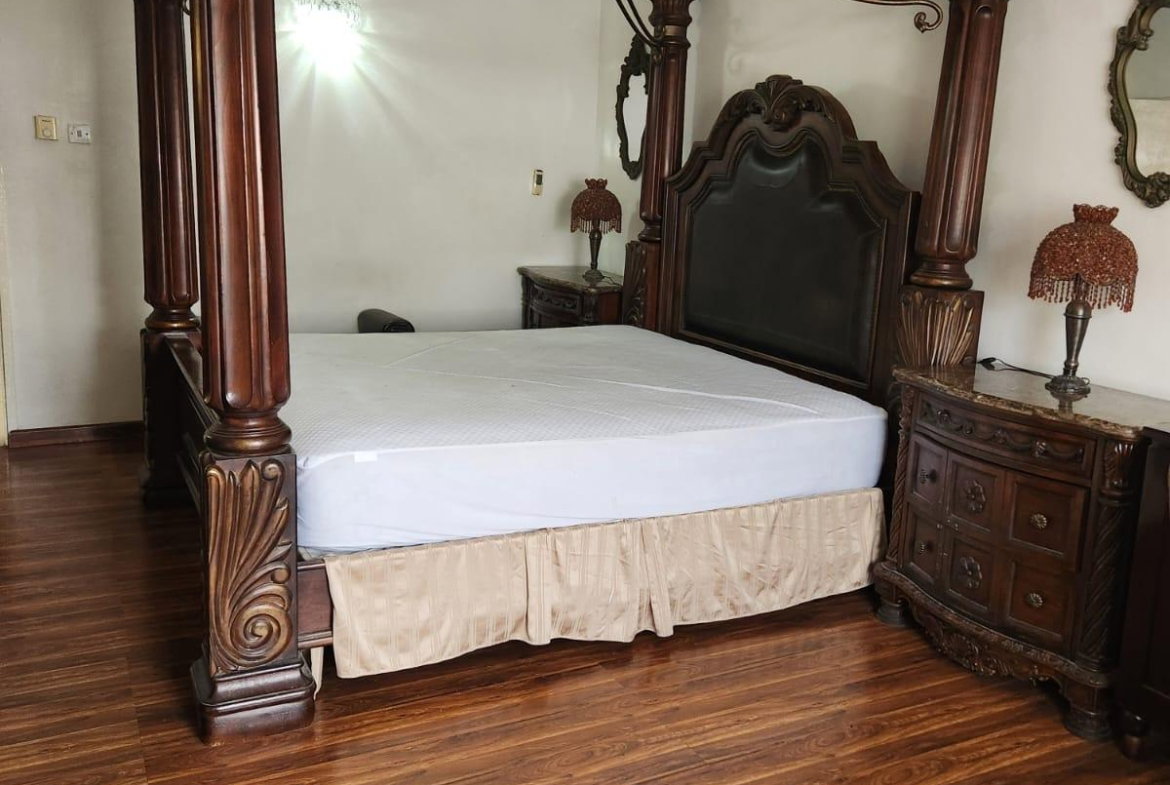 Twelfth image of 12 Ravinia Terrace Kingston in Kingston 6, St. Andrew, Jamaica - property is For Rent