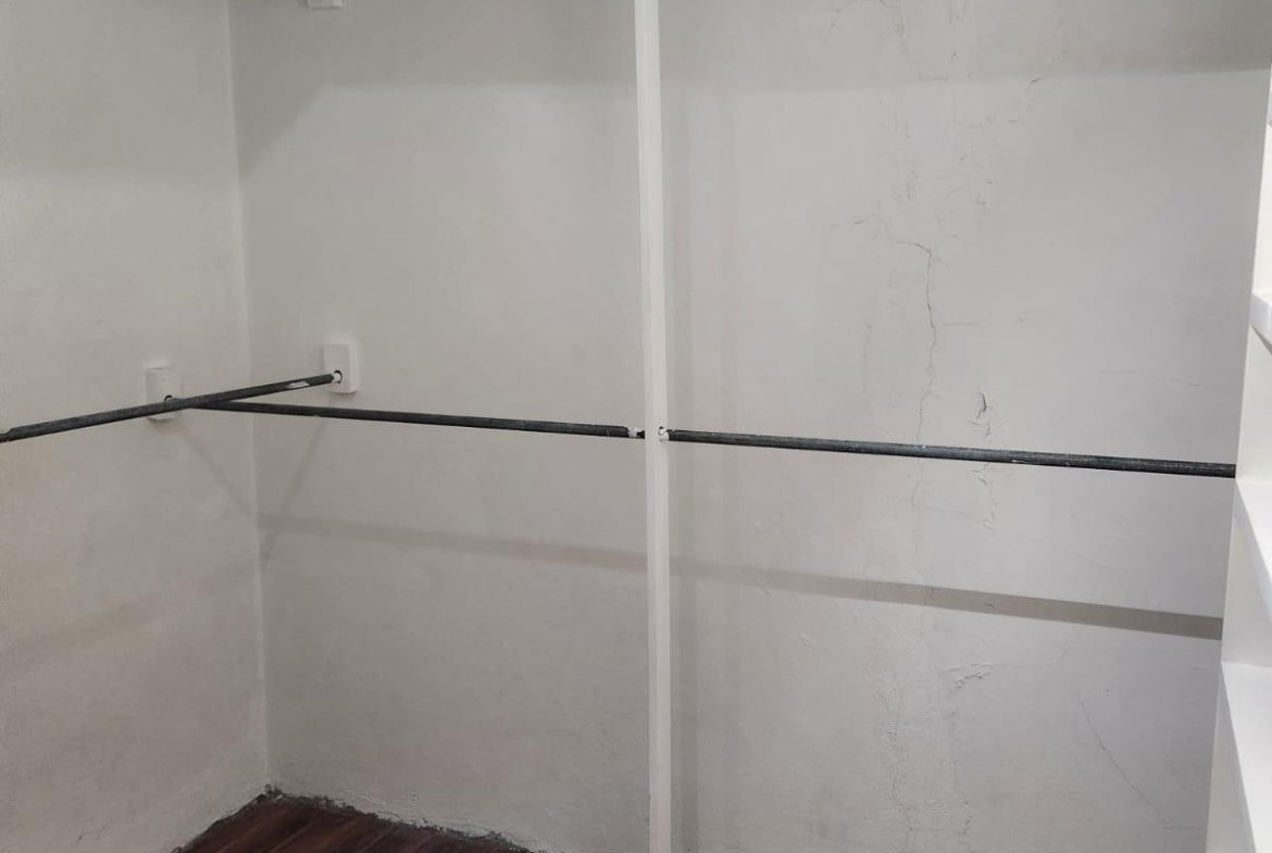 Fourteenth image of 12 Ravinia Terrace Kingston in Kingston 6, St. Andrew, Jamaica - property is For Rent