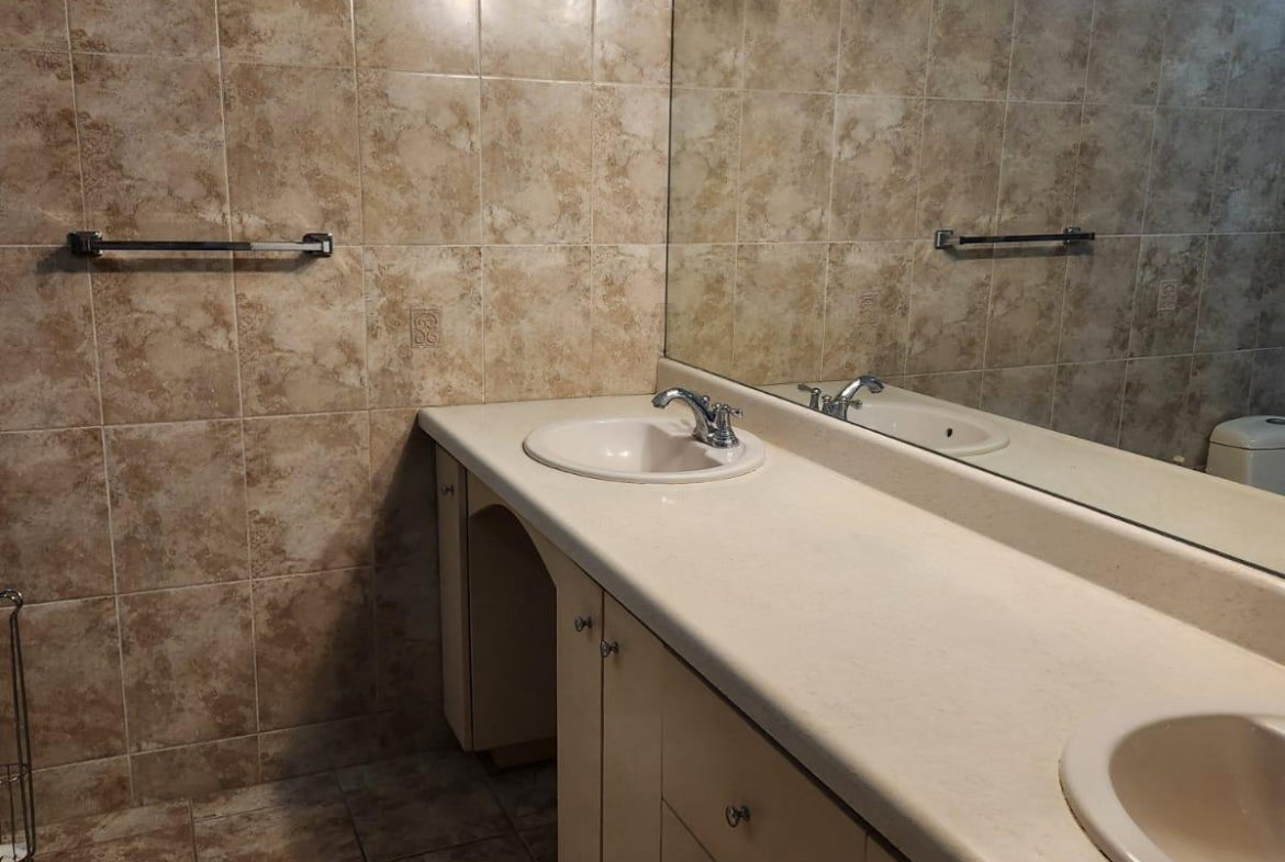 Sixteenth image of 12 Ravinia Terrace Kingston in Kingston 6, St. Andrew, Jamaica - property is For Rent