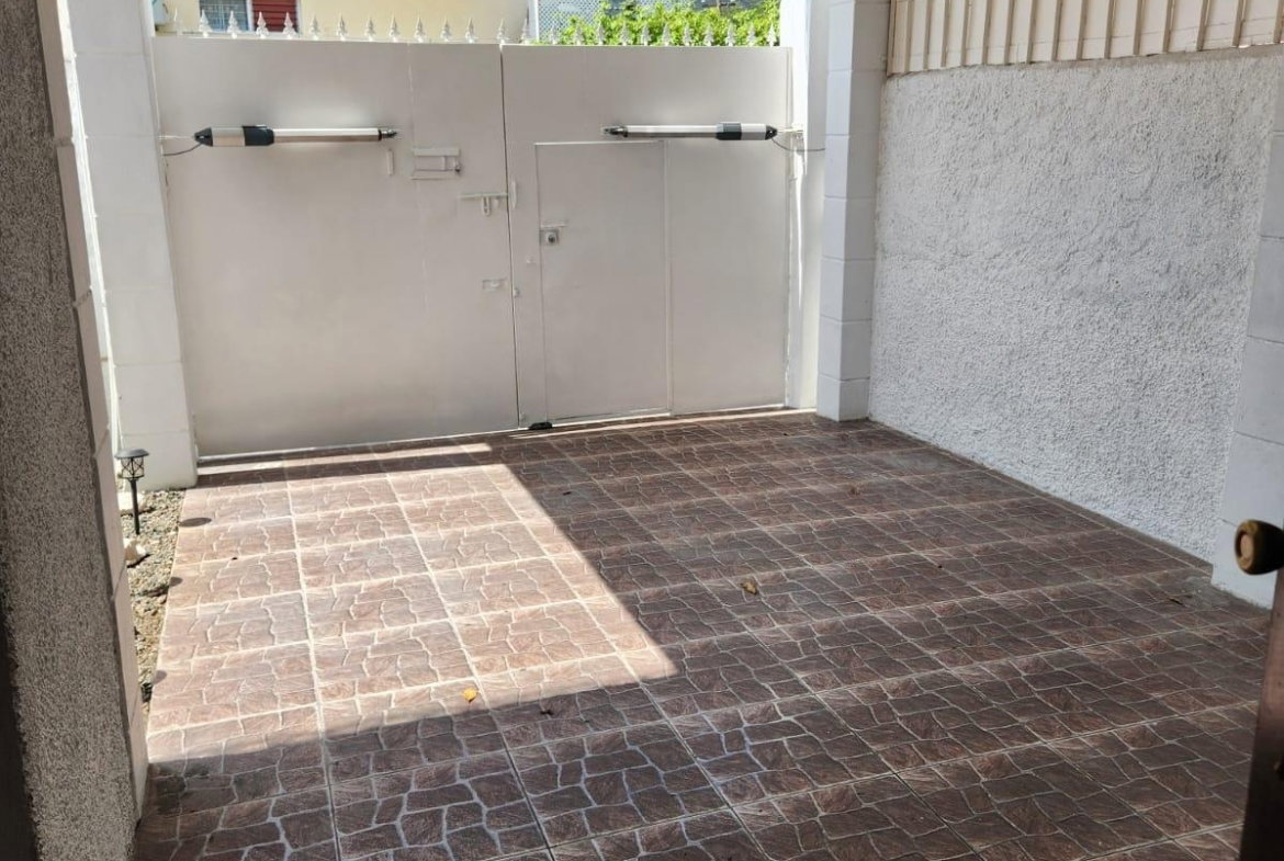 Seventeenth image of 12 Ravinia Terrace Kingston in Kingston 6, St. Andrew, Jamaica - property is For Rent