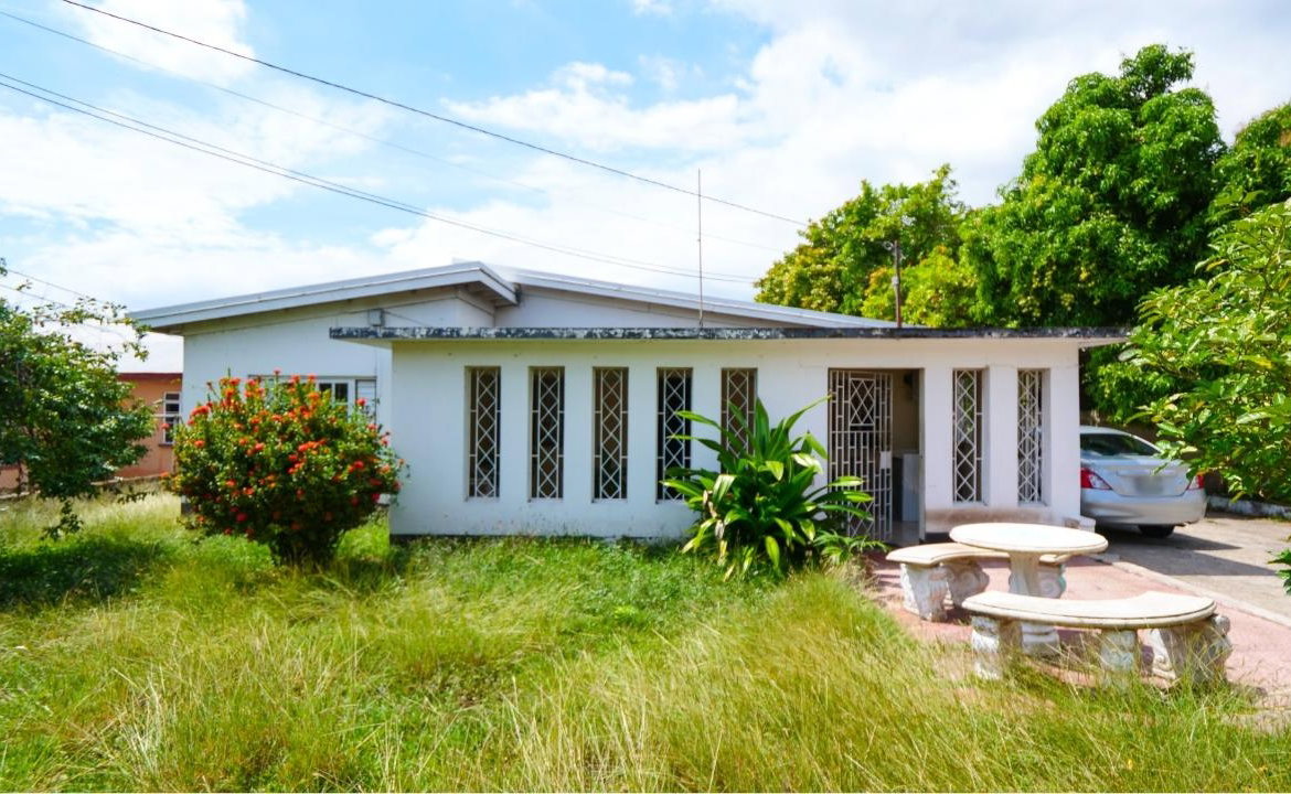First image of 5-dupont Ave Red Hills Gardens, Kingst in Kingston 20, St. Andrew, Jamaica - property is For Sale