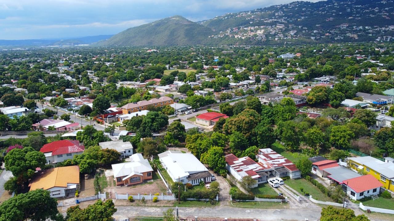 Fifteenth image of 5-dupont Ave Red Hills Gardens, Kingst in Kingston 20, St. Andrew, Jamaica - property is For Sale