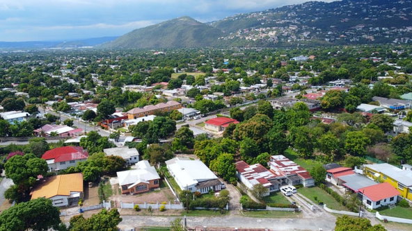 Fifteenth image of 5-dupont Ave Red Hills Gardens, Kingst in Kingston 20, St. Andrew, Jamaica - property is For Sale