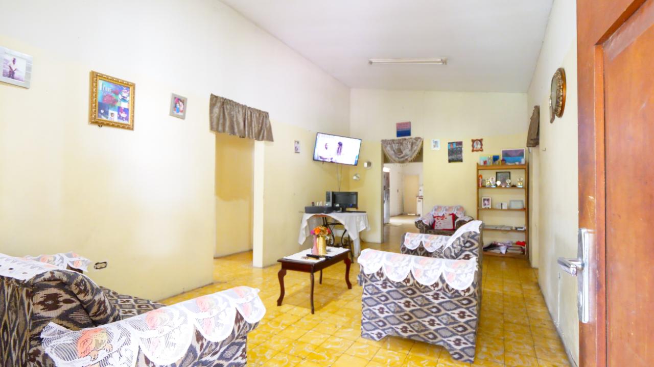 Fifth image of 5-dupont Ave Red Hills Gardens, Kingst in Kingston 20, St. Andrew, Jamaica - property is For Sale
