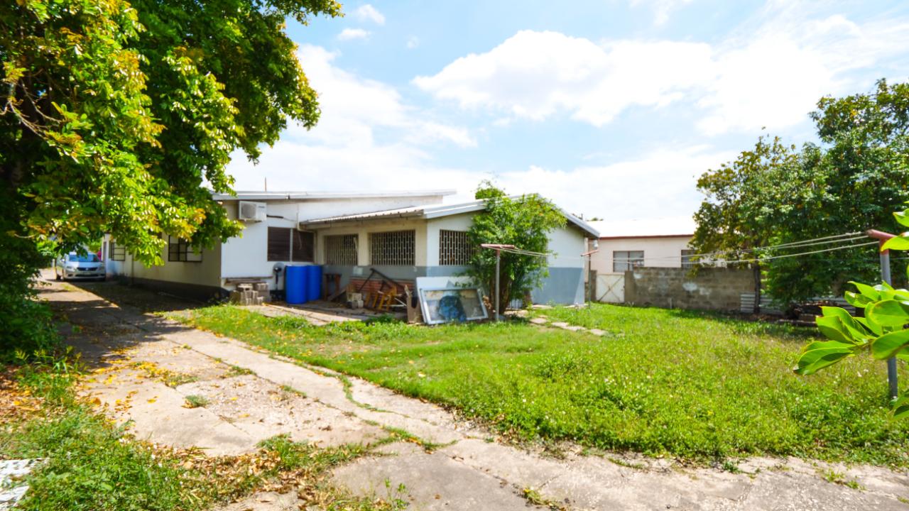 Tenth image of 5-dupont Ave Red Hills Gardens, Kingst in Kingston 20, St. Andrew, Jamaica - property is For Sale