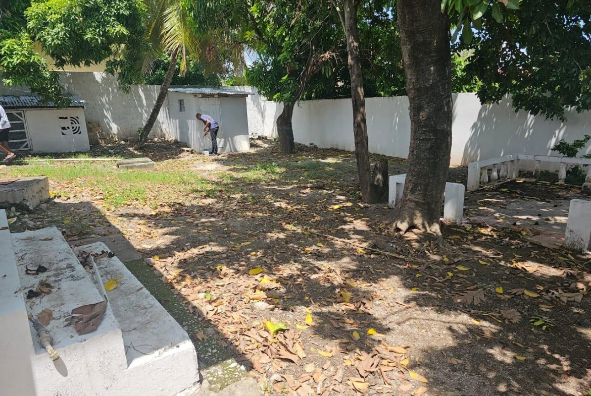 Thirtieth image of 17 Meadowland Drive in Kingston 19, St. Andrew, Jamaica - property is For Sale