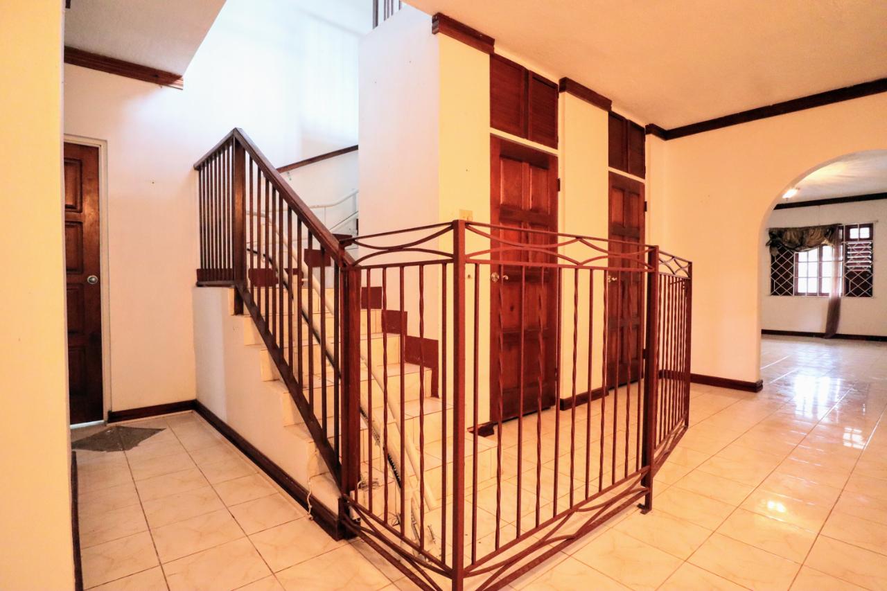 Eleventh image of 10 Ingleside Heights in Mandeville, Manchester, Jamaica - property is For Sale