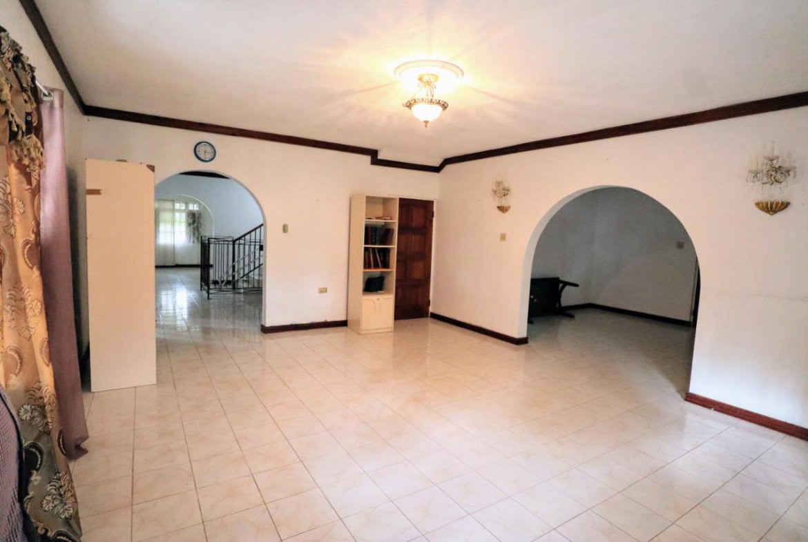 Sixth image of 10 Ingleside Heights in Mandeville, Manchester, Jamaica - property is For Sale