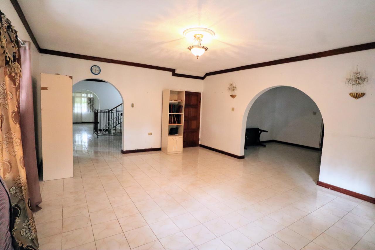 Sixth image of 10 Ingleside Heights in Mandeville, Manchester, Jamaica - property is For Sale