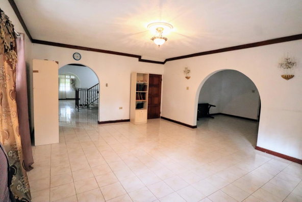 Sixth image of 10 Ingleside Heights in Mandeville, Manchester, Jamaica - property is For Sale