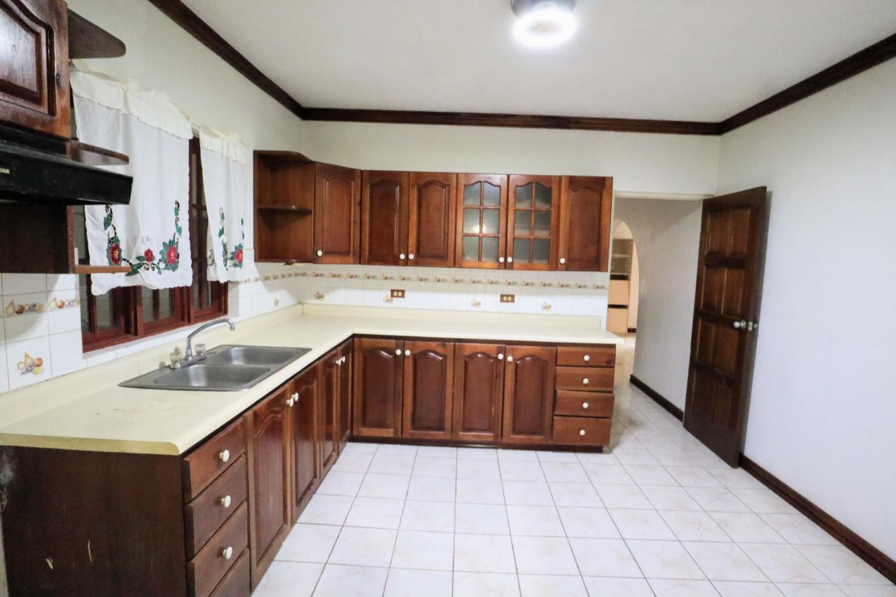 Seventh image of 10 Ingleside Heights in Mandeville, Manchester, Jamaica - property is For Sale