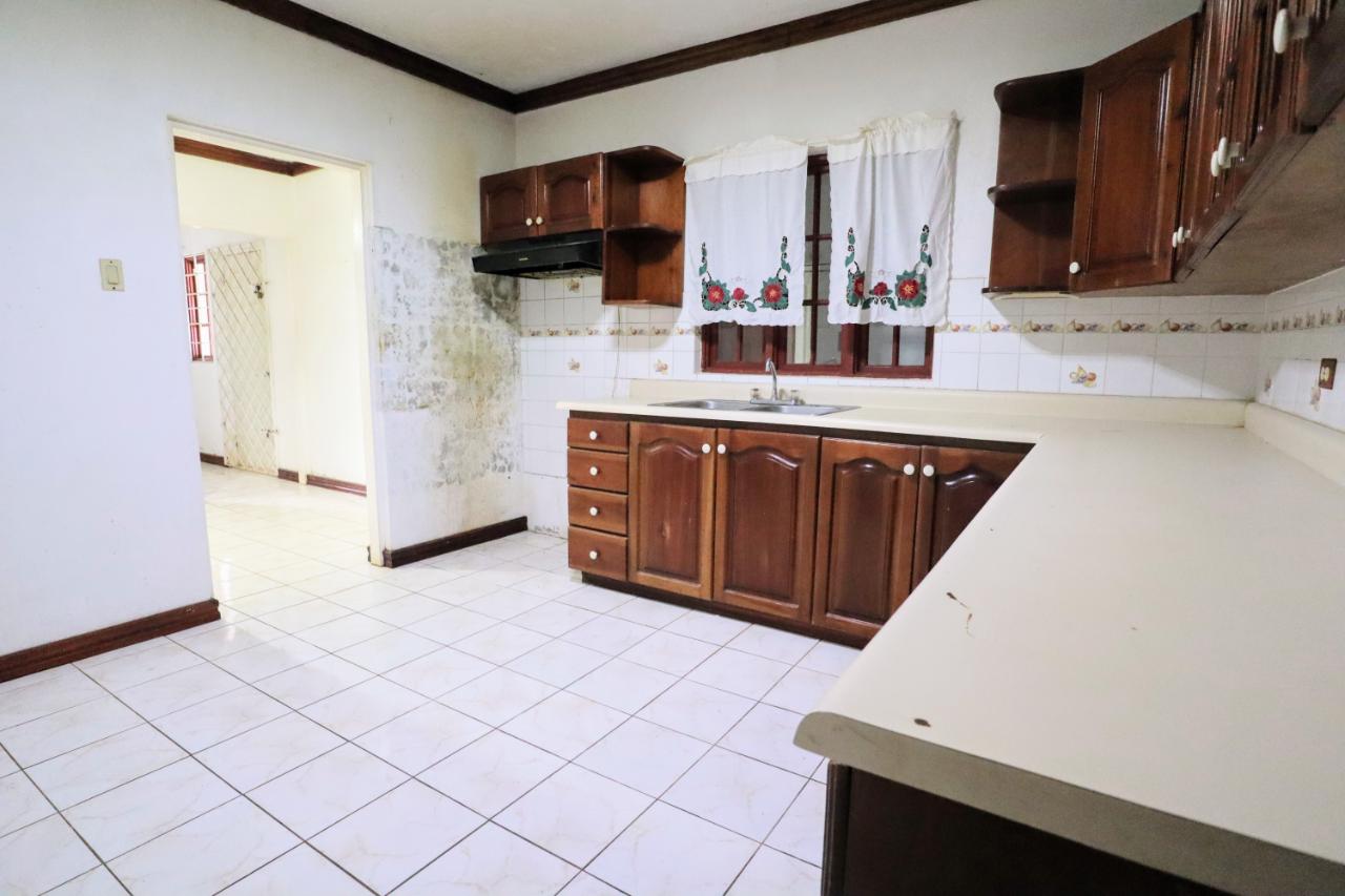 Eighth image of 10 Ingleside Heights in Mandeville, Manchester, Jamaica - property is For Sale
