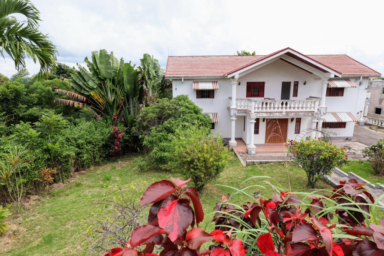 First image of 10 Ingleside Heights in Mandeville, Manchester, Jamaica - property is For Sale