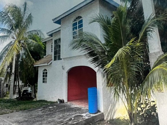 First image of 173 Royal Close in Palmers Cross, Clarendon, Jamaica - property is For Sale