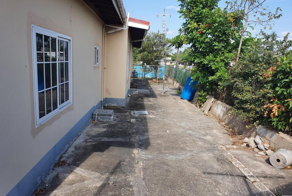 Fourth image of 30 Poinciana Drive, Greendal in Spanish Town, St. Catherine, Jamaica - property is For Sale