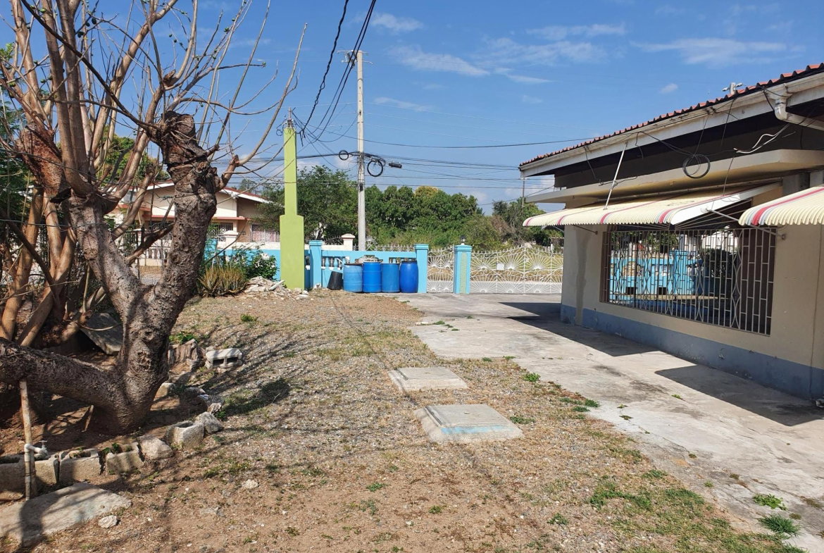 Seventh image of 30 Poinciana Drive, Greendal in Spanish Town, St. Catherine, Jamaica - property is For Sale