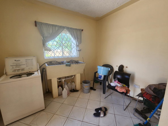 Thirteenth image of Lues Crescent in Old Harbour, St. Catherine, Jamaica - property is For Sale