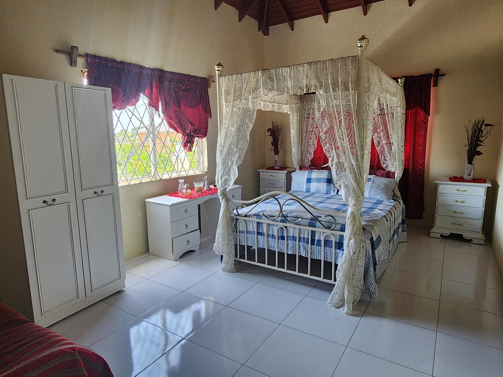 Thirtieth image of Lues Crescent in Old Harbour, St. Catherine, Jamaica - property is For Sale