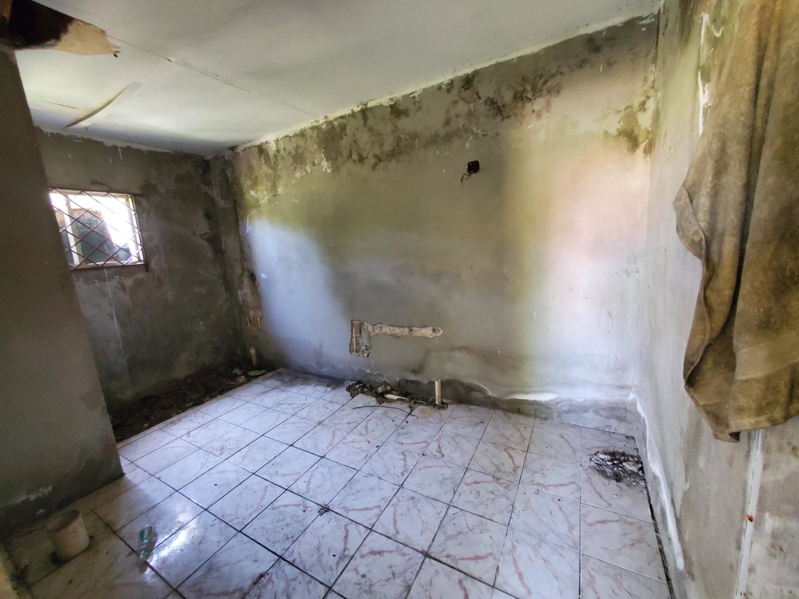 Spacious-5-Bedroom-House-for-Sale-in-Rockmoor-St.-Mary-Jamaica Sixth image of Lot 96 Rockmoor in Oracabessa, St. Mary, Jamaica - property is For Sale