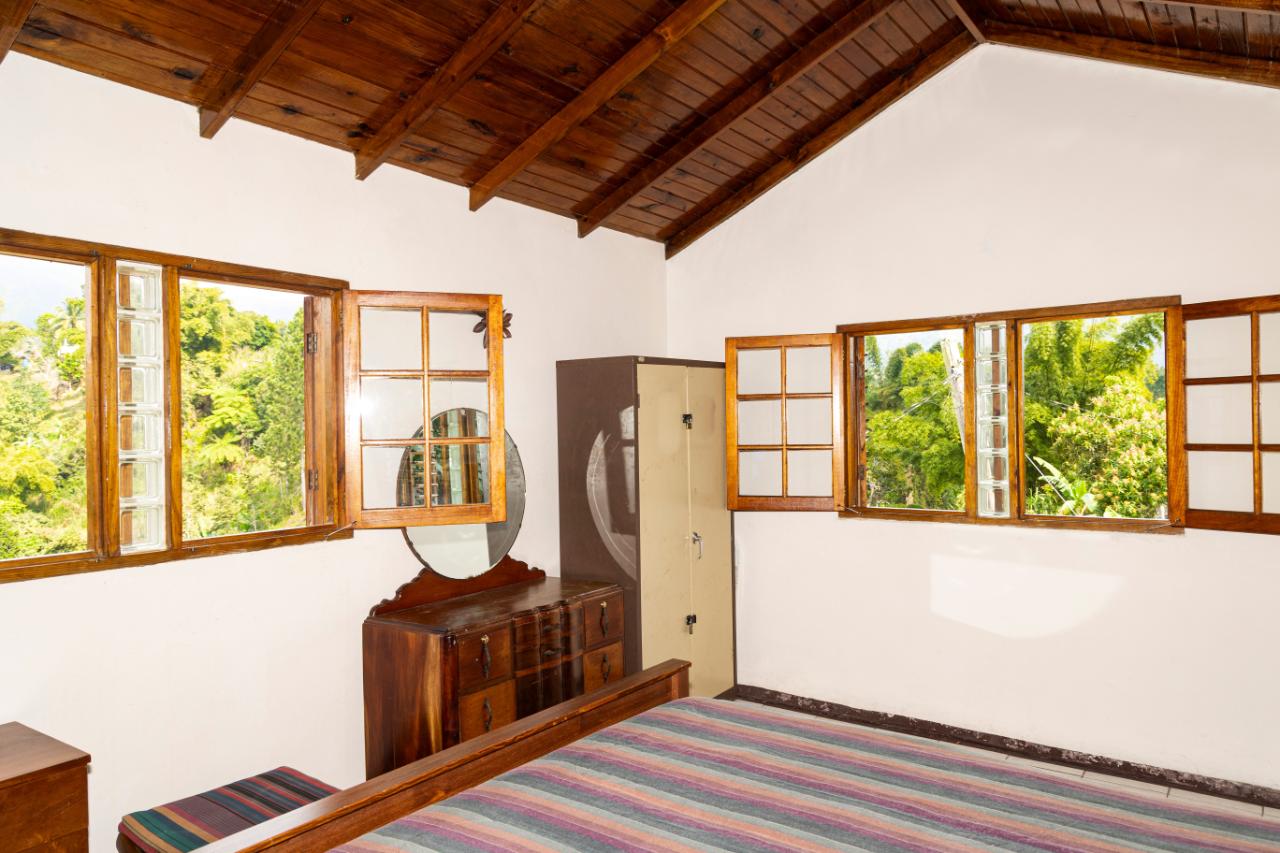 Seventeenth image of Peter's Rock, Woodford in Woodford, St. Andrew, Jamaica - property is For Sale