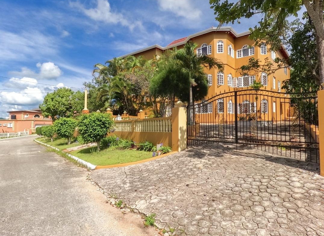 Fifth image of 210 Kirkview Terrace, Inglesi in Mandeville, Manchester, Jamaica - property is For Sale