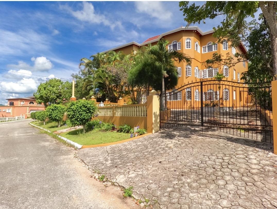 Spacious-6-Bedroom-Home-with-Mountain-Views-in-Ingleside-Mandeville Fifth image of 210 Kirkview Terrace, Inglesi in Mandeville, Manchester, Jamaica - property is For Sale