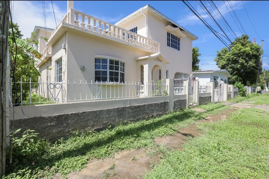 Seventh image of 8 Kent Avenue, Ensom City in Ensom City, St. Catherine, Jamaica - property is For Sale