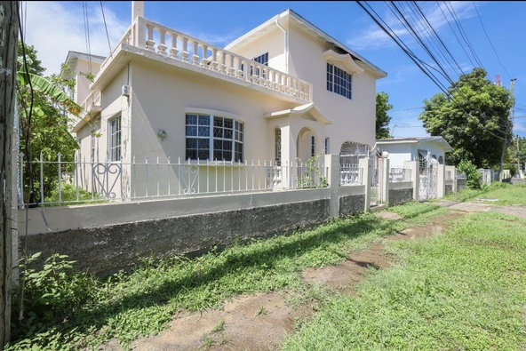 Seventh image of 8 Kent Avenue, Ensom City in Ensom City, St. Catherine, Jamaica - property is For Sale