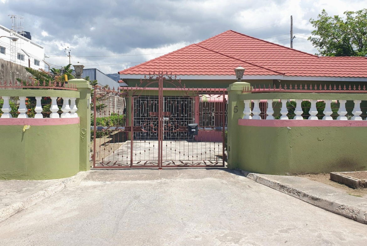 First image of 5 Toronto Avenue in Kingston 10, St. Andrew, Jamaica - property is For Sale