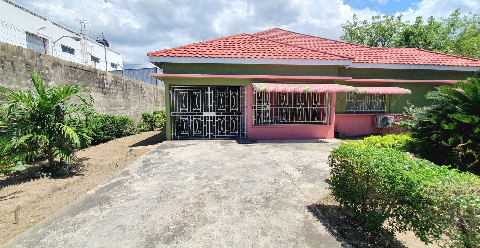Third image of 5 Toronto Avenue in Kingston 10, St. Andrew, Jamaica - property is For Sale