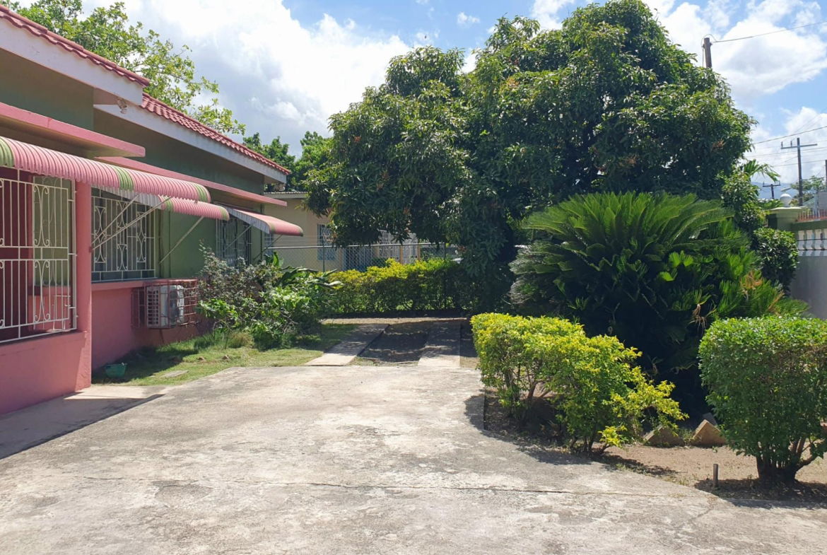 Fourth image of 5 Toronto Avenue in Kingston 10, St. Andrew, Jamaica - property is For Sale