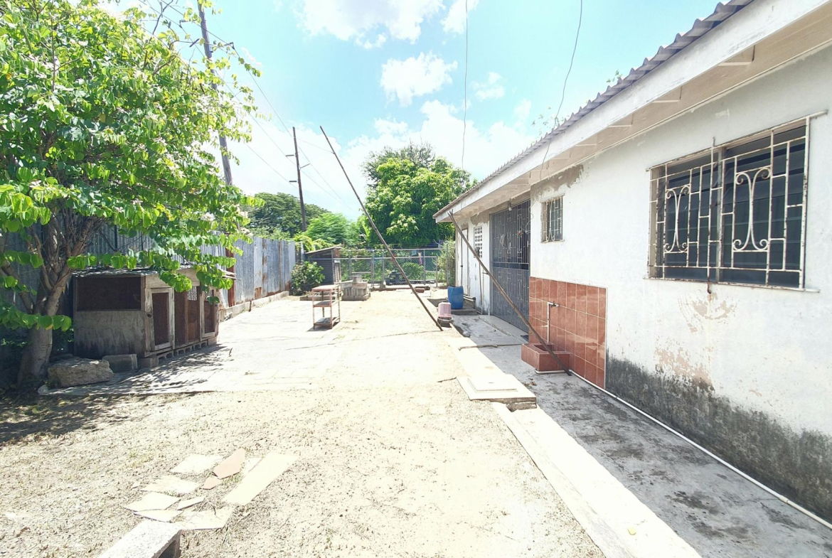 Fifth image of 5 Toronto Avenue in Kingston 10, St. Andrew, Jamaica - property is For Sale