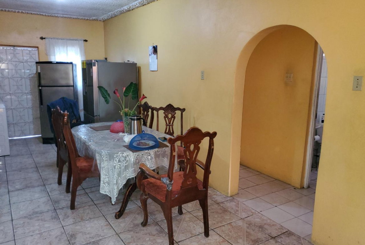 Fourteenth image of 87 Sydenham Gardens, Spanish in Spanish Town, St. Catherine, Jamaica - property is For Sale