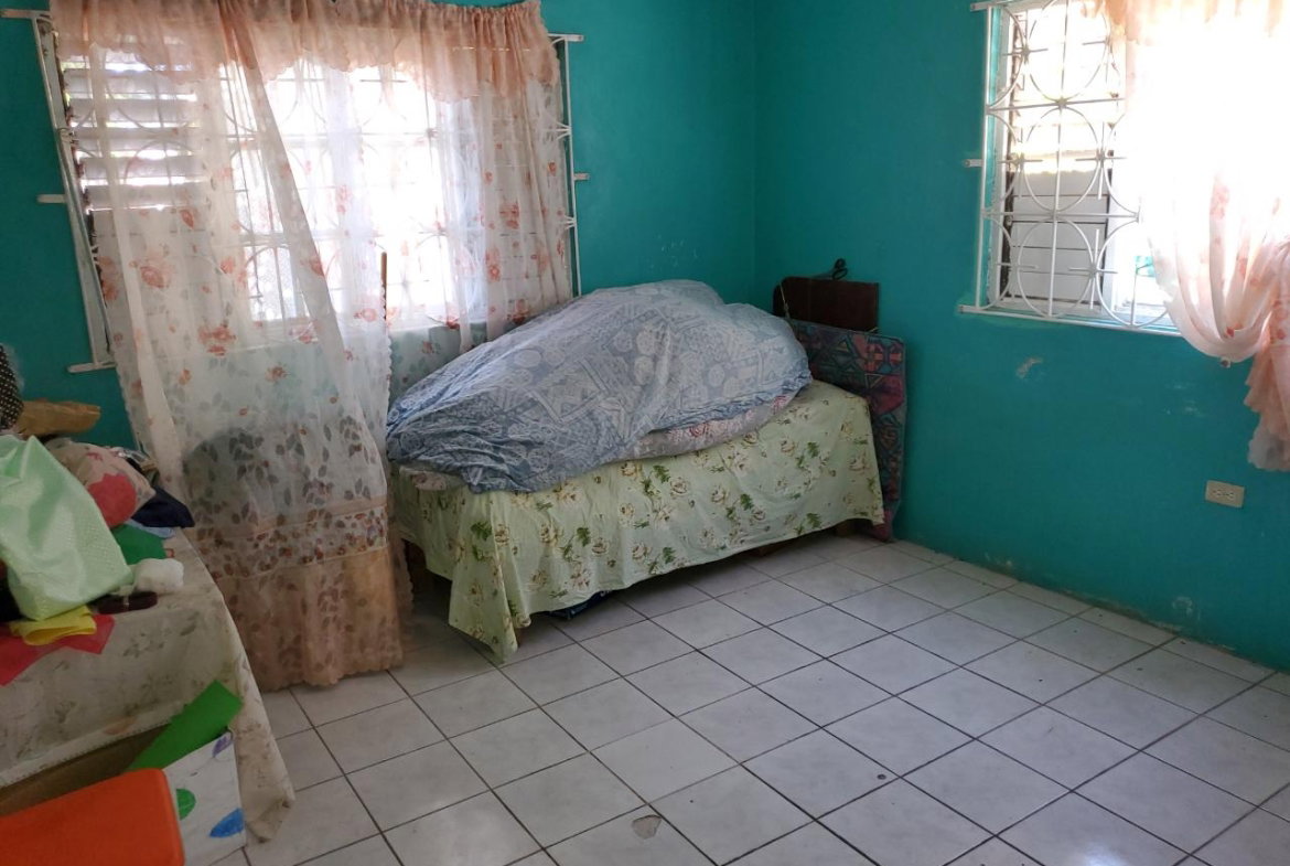 Nineteenth image of 87 Sydenham Gardens, Spanish in Spanish Town, St. Catherine, Jamaica - property is For Sale