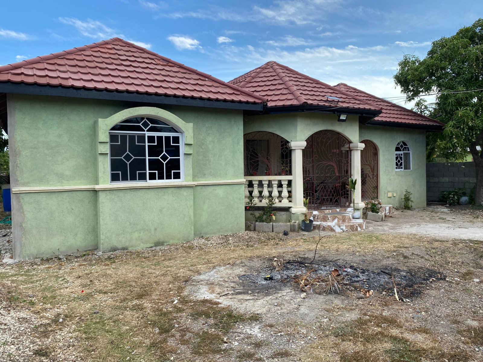 Third image of 21 Ashton Drive in May Pen, Clarendon, Jamaica - property is For Rent