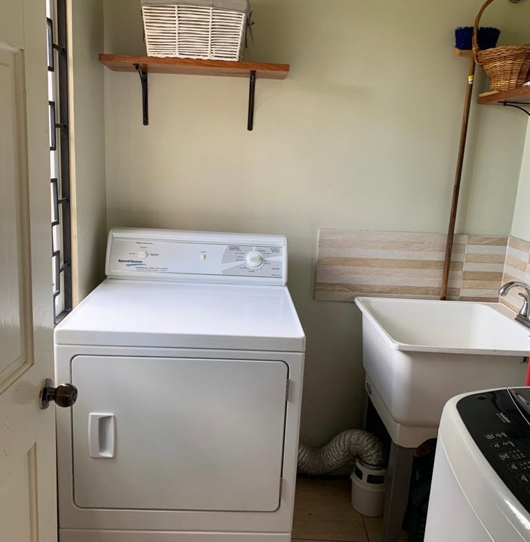 Fourteenth image of 14-1d Essex Avenue in Barbican, St. Andrew, Jamaica - property is For Rent