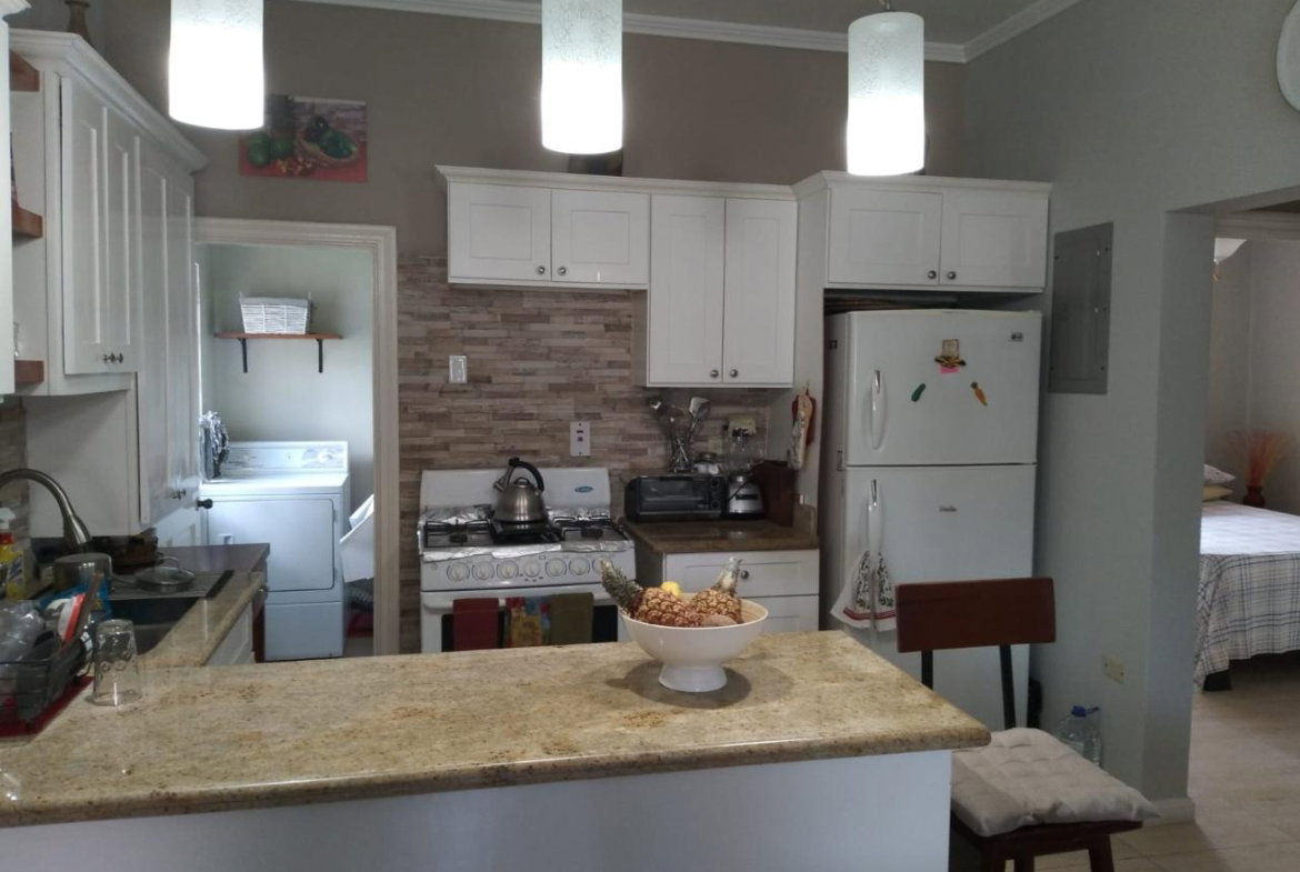 Ninth image of 14-1d Essex Avenue in Barbican, St. Andrew, Jamaica - property is For Rent