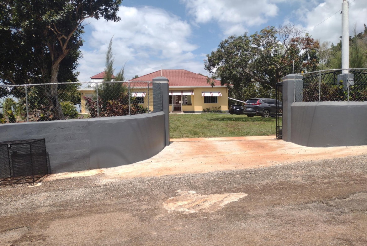 First image of Fairfield, Lincoln in Hatfield, Manchester, Jamaica - property is For Sale