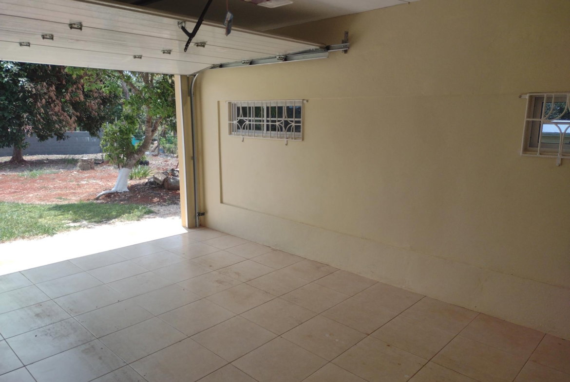 Seventeenth image of Fairfield, Lincoln in Hatfield, Manchester, Jamaica - property is For Sale