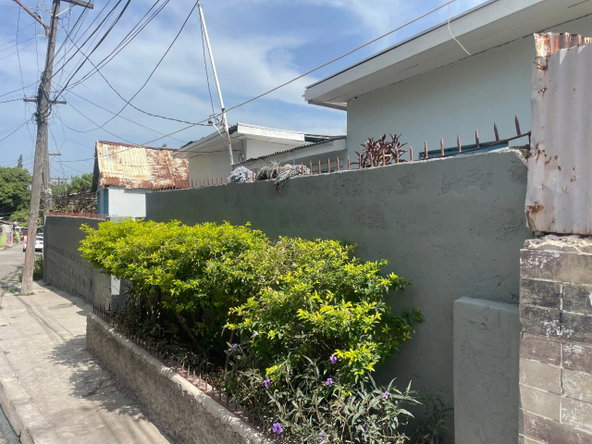 Fourteenth image of 8 Paisley Road in Kingston 12, St. Andrew, Jamaica - property is For Sale