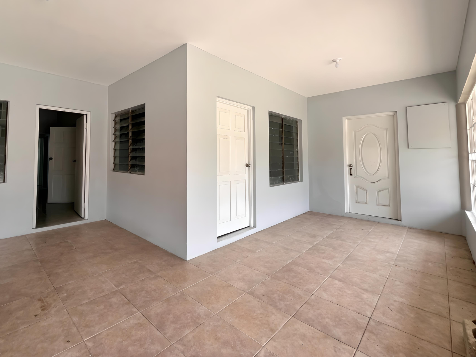 Eleventh image of 3 Bowerbank Avenue in Red Hills, St. Andrew, Jamaica - property is For Rent