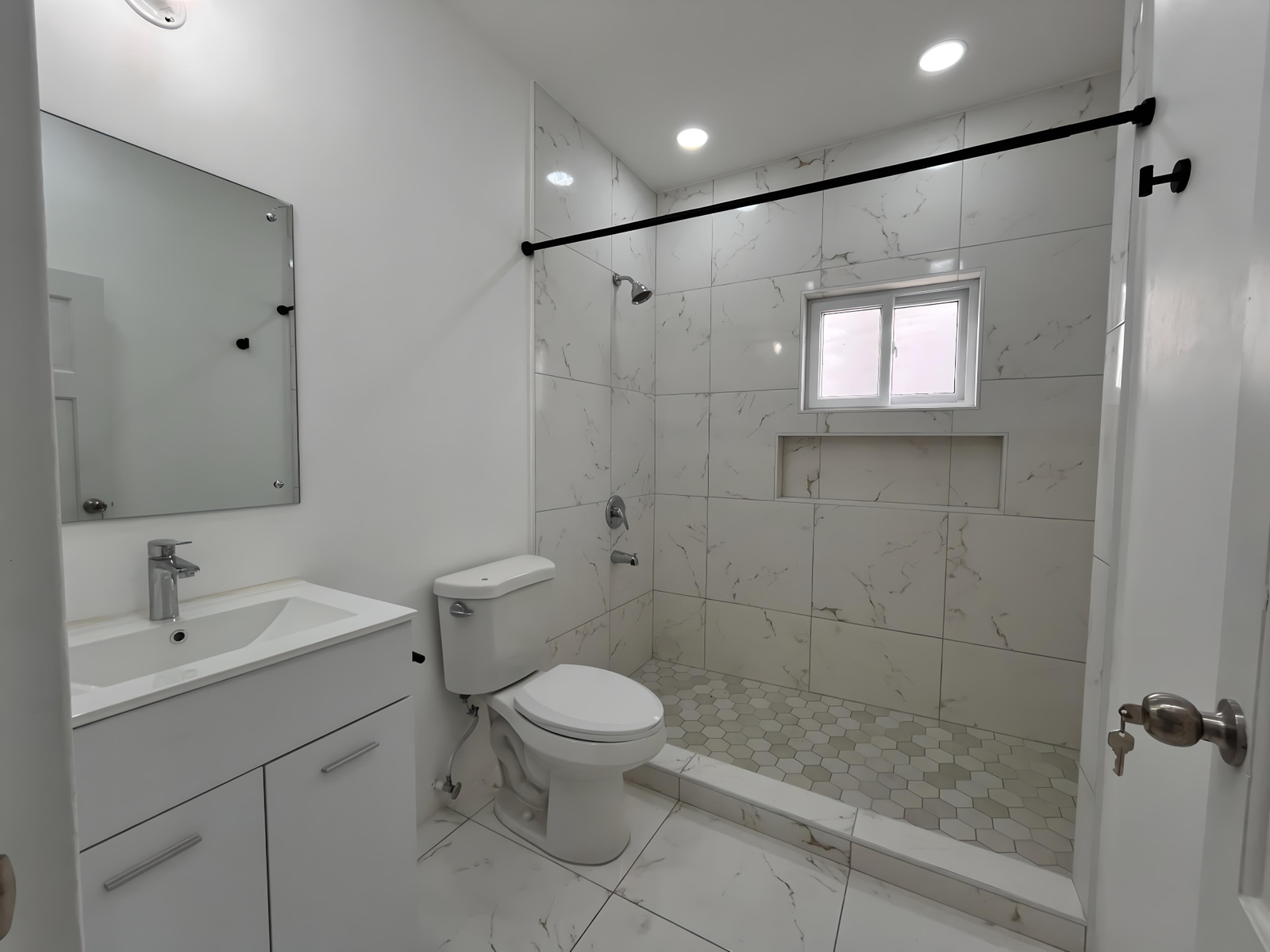 Third image of 3 Bowerbank Avenue in Red Hills, St. Andrew, Jamaica - property is For Rent